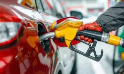 Benzine Bu Gece Zam Geliyor!