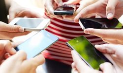 Cep telefonunda yeni dönem: Hatay’da fiyat artışı endişesi