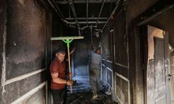 Filistin topraklarını gasbeden İsrailliler Nablus'ta bir evi ateşe verdi