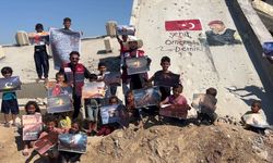 Gazzeli gençler, Şehit Ömer Halisdemir'i duvar resmiyle andı