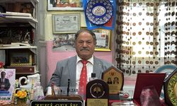 Ispartalı yazar Çelik kolon kanseriyle mücadelesini yarım asırlık kalemiyle sürdürüyor