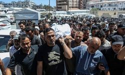 İsrail Gazze'de bir evi vurdu: Anne, baba ve 6 yaşındaki kızları hayatını kaybetti