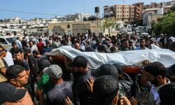 İsrail'in ateşkese rağmen Gazze'ye düzenlediği saldırılarda son 24 saatte 4 Filistinli hayatını kaybetti