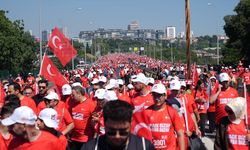 İstanbul'da 'İrade Bizim, Zafer Bizim' yürüyüşü ve anma programı düzenlendi