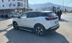 Mersin'de SUV tipi araçla çarpışan motosikletin sürücüsü yaralandı