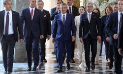 CHP’den YENİ Parti’ye Büyük Geçiş: 91 İsim Kurucular Listesinde