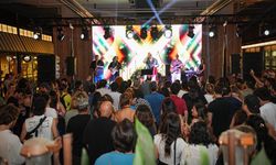 QNB Terminal Kadıköy'de 7DE7'nin birinci yılı Yaz Konserleri Serisi ile kutlandı