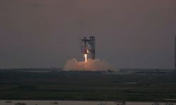 SpaceX, Starship roketiyle 20 uydu fırlattı