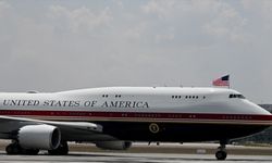 Trump'tan yeni Air Force One uçağının 'en üst seviyeye' çıkarılacağı açıklaması