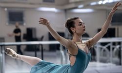 Türk balerin Nilay Tahiroğlu, Bolşoy Sahnesi'nde finale yükseldi