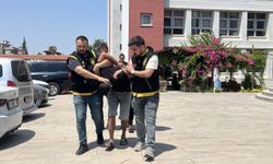 Adana'da mezarlık ziyaretçilerinin cep telefonlarının çalınmasına ilişkin 4 zanlı tutuklandı