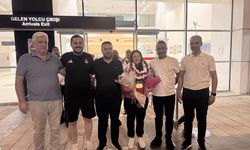 Akdeniz Oyunları'nda 2 altın kazanan Safiye Temizdemir, Kahramanmaraş'ta davul zurna ile karşılandı