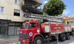Alanya'da apartman dairesinde çıkan yangında 3 çocuk dumandan etkilendi