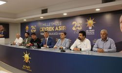 Antalya'da AK Parti'nin 25. kuruluş yıl dönümü kutlandı