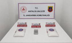Antalya'da uyuşturucu operasyonunda yakalanan 2 şüpheli tutuklandı