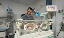 Gazze'de jeneratör yakıtı tükenen hastanede yoğun bakımdaki hastalar ve kuvözdeki bebeklerin hayatı tehlikede