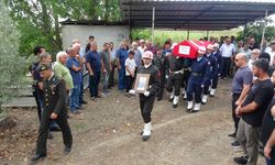 Hakkari'de hayatını kaybeden uzman çavuşun cenazesi Adana'da defnedildi