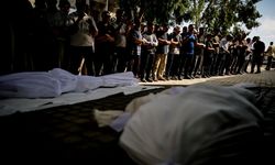 İsrail'in ateşkese rağmen Gazze Şeridi'ne son 24 saatte düzenlediği saldırılarda 19 Filistinli hayatını kaybetti