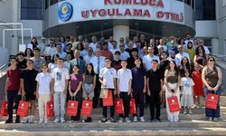 Kumluca'da LGS ve YKS'de dereceye giren 28 öğrenci ödüllendirildi