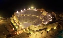 Restorasyonu tamamlanan Tlos Antik Kenti Tiyatrosu, güneş enerjisiyle aydınlatılacak