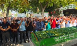 Adana'da motosiklet kazasında ölen gencin cenazesi toprağa verildi