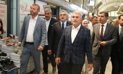 AK Parti Heyeti Antakya Uzun Çarşı Esnafını Dinledi