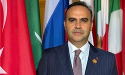 Bakan Kacır: Farklı alanlarda yapay zeka odaklı katma değer üretecek projelerin hızlanmasını sağlayacağız