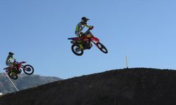 Dünya Motokros Şampiyonası'nı 500 binin üzerinde sporsever izledi