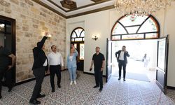 Hatay Valisi Masatlı, restorasyonunda sona gelinen tarihi valilik binasını inceledi