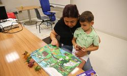 İşitme engelli Alparslan biyonik kulak sayesinde daha rahat duymaya başladı
