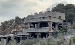 İsrail ordusu Batı Şeria'da alıkoyduğu Filistinlinin evini patlayıcılarla yıktı