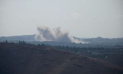 İsrail ordusu Lübnan'ın güneyine hava ve topçu saldırılarını sürdürüyor