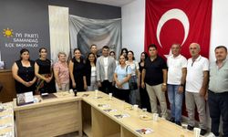 İYİ Partili Kadın Yöneticiler Samandağ’da Esnafın Nabzını Tuttu