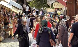 Karabük'ün tarihi konaklarıyla ünlü ilçesi Safranbolu'da hafta sonu yoğunluğu