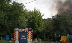 Zelenskiy, Rusya'nın Kiev'e saldırısında 2 kişinin hayatını kaybettiğini belirtti