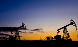 ABD-İran müzakerelerine ilişkin belirsizlik Brent petrolü 100 doların üzerine taşıdı