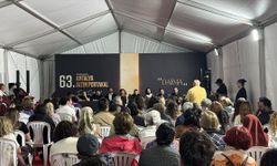 Antalya Altın Portakal Film Festivali'nde 'Düğün Şarkıcısı' filminin dünya prömiyeri yapıldı