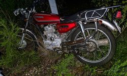 Antalya'da devrilen motosikletin sürücüsü öldü