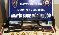 Hatay'da Aileyi Ölümle Tehdit Ettiler! Ev Ve İş Yerlerinden Silah Çıktı