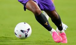 Barcelona ve Manchester City kayıpsız zirvede yer aldı