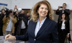Bulgaristan'da sandık çıkış anketlerine göre mevcut cumhurbaşkanı seçimi önde götürüyor