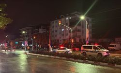 Burdur'da iki aracın çarpıştığı kazada 12 öğrenci hafif yaralandı