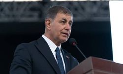 Gözler Bugünkü AKP Toplantısında: Cemil Tugay Rozet Takacak