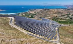 Dünyada yeni elektrik ihtiyacının karşılanmasında temiz enerjinin rolü artıyor