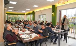 Finike Belediye Başkanı Geyikçi, din görevlileriyle buluştu
