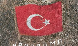 Hatay'da 29 Ekim Hazırlığı: Dev Türk Bayrağı Yenilendi