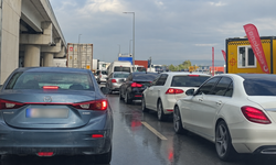 Honda Kavşağı’nda Trafik Tepkisi: “Kısa Mesafe Yarım Saat Sürüyor”