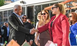 Kumluca'da kadınların el emeği ürünleri vatandaşlarla buluştu