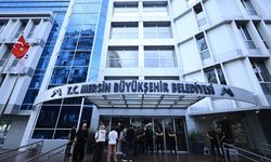 Mersin Büyükşehir Belediye Başkanı Seçer ve 58 kişi yolsuzluk iddiasıyla gözaltında