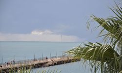 Mersin'de denizde hortum oluştu
